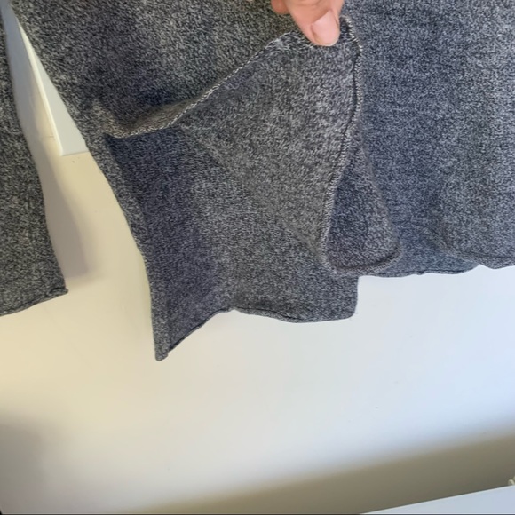 Babaton soft wool blend v sweater - Picture 4 of 6